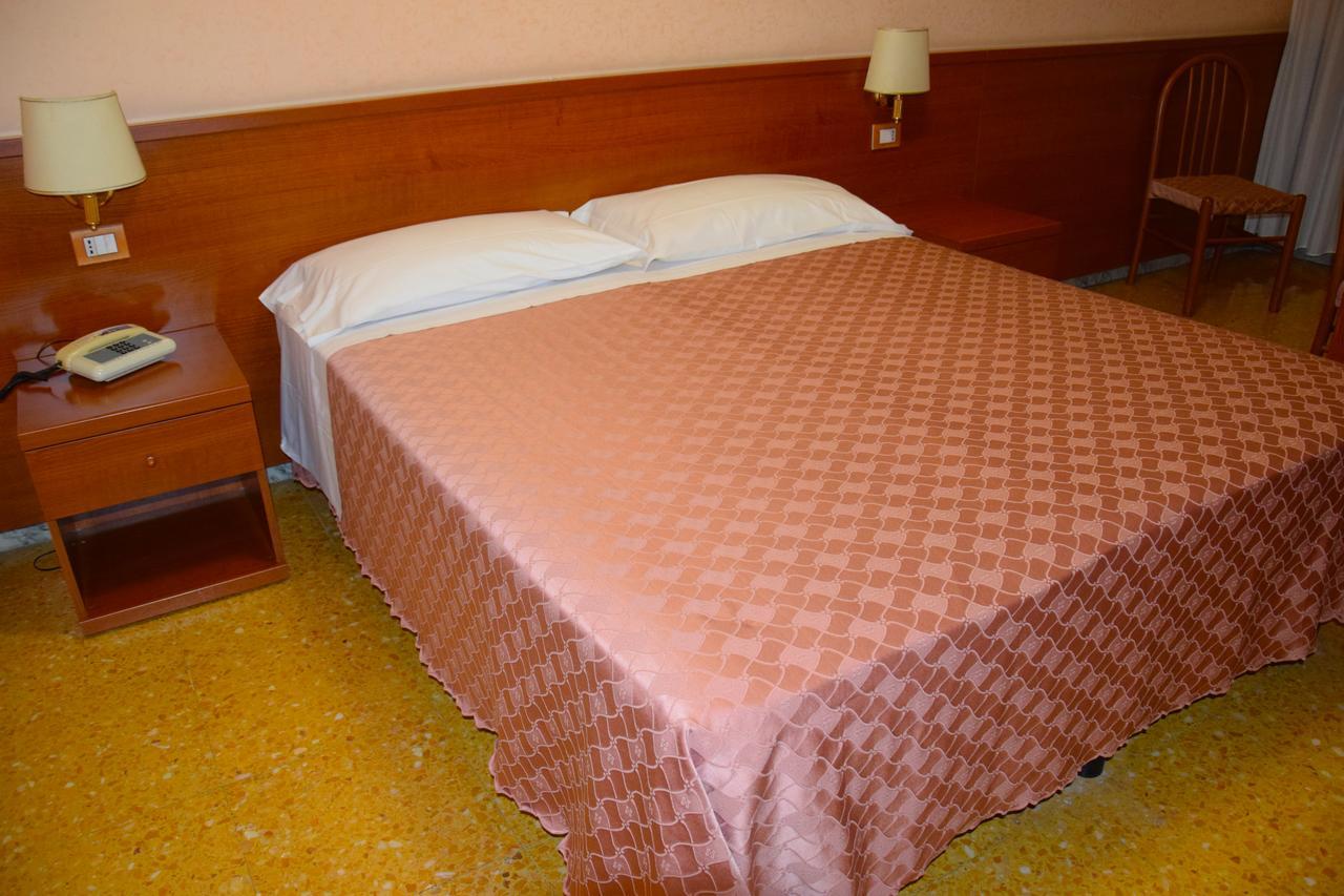 Hotel Bruna Róma Kültér fotó