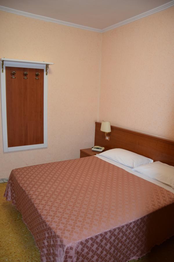 Hotel Bruna Róma Kültér fotó