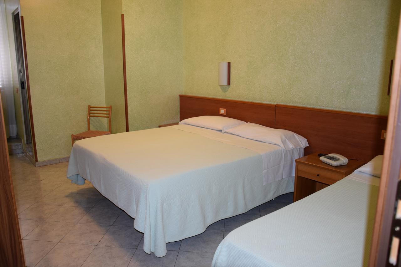 Hotel Bruna Róma Kültér fotó