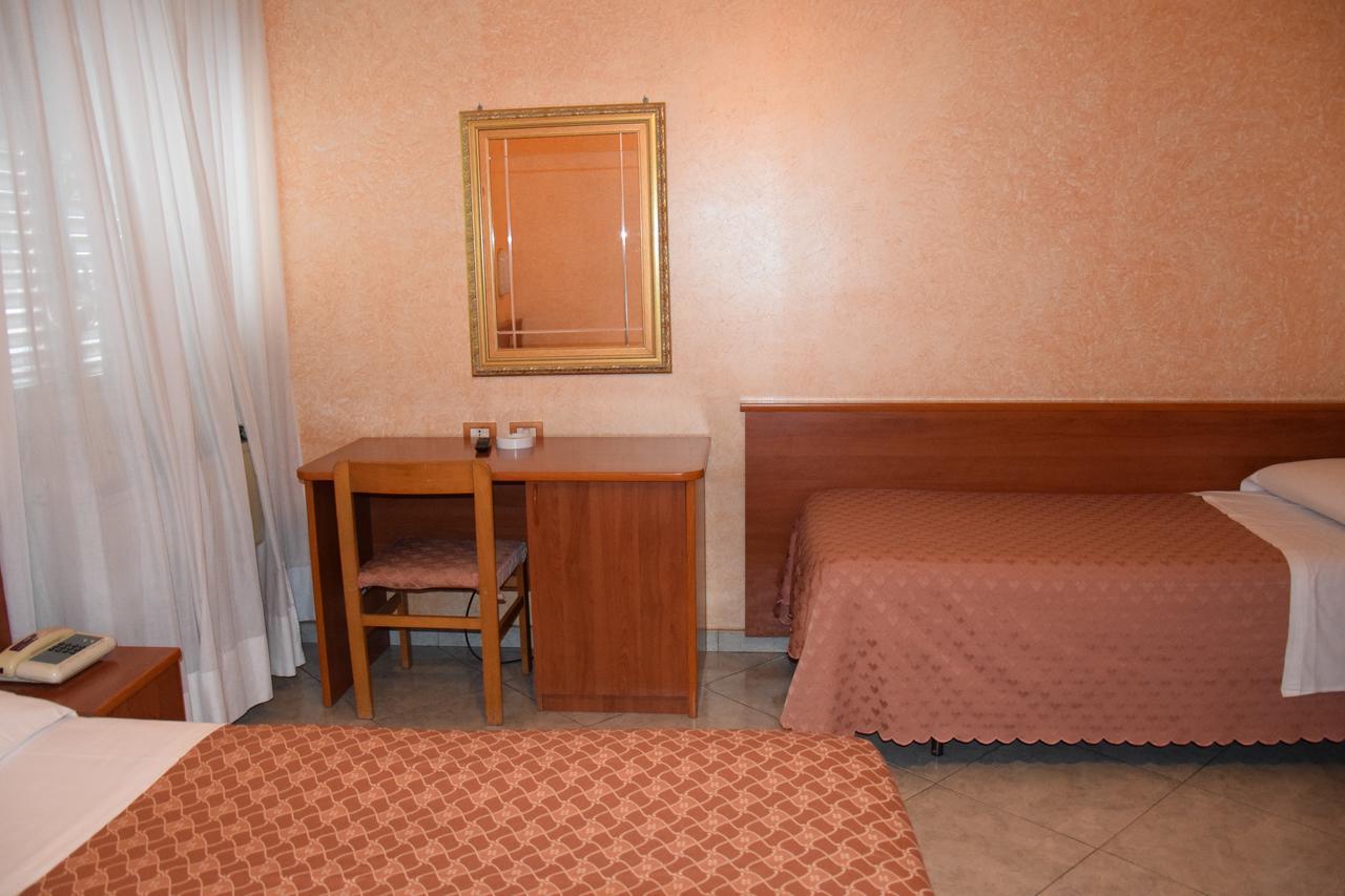 Hotel Bruna Róma Kültér fotó